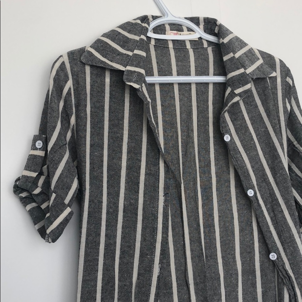 Long Shirt. - Picture 2 of 2